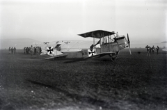 Austria, Wiener Neustadt, Wiener Strasse, a Császári és Királyi Hadsereg katonai repülőtere., 1915, Herzka Ferenc, airplane, biplane, Lohner-brand, Lohner C.I, Fortepan #218797