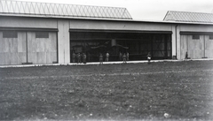 Austria, Wiener Neustadt, Wiener Strasse, a Császári és Királyi Hadsereg katonai repülőtere., 1915, Herzka Ferenc, hangar, Fortepan #218799