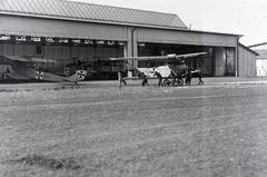 Austria, Wiener Neustadt, Wiener Strasse, a Császári és Királyi Hadsereg katonai repülőtere., 1915, Herzka Ferenc, airplane, biplane, Lohner-brand, Lohner C.I, Fortepan #218800