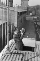 Hungary, Budapest XIV., Istvánmezei út 3-5., balra a Nemzeti Sportcsarnok (később Gerevich Aladár Nemzeti Sportcsarnok), hátérben a Récseii autóbuszgarázs., 1964, Krantz Károly, Budapest, Fortepan #219235