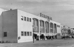 Hungary, Dunaújváros, (Sztálinváros), Bartók Béla (November 7.) tér, Üzletház., 1960, Krantz Károly, Közért Company, letter box, wall painting, modern architecture, Fortepan #219316