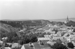 Magyarország, Veszprém, kilátás Várból a Szent István völgyhíd (Viadukt) és a Szent László-templom felé., 1960, Krantz Károly, híd, viadukt, Fortepan #219333