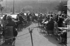 Magyarország, Budapest I., Clark Ádám tér, a Lánchíd presszó terasza., 1966, László Áron, Budapest, Fortepan #219445