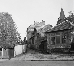 Magyarország, Miskolc, Toronyalja utca az Avasi templom alatt., 1955, Kotnyek Antal, utcakép, harangtorony, Fortepan #21949