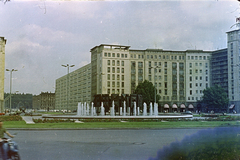 Németország, Berlin, Kelet-Berlin, Strausberger Platz., 1967, László Áron, színes, NDK, Kelet-Berlin, Fortepan #219513