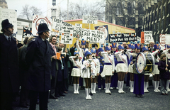 Egyesült Királyság, London, Broad Sanctuary, jobbra a Westminsteri apátság., 1974, Mezey András, Fortepan #219567