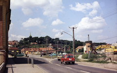 Magyarország, Eger, Malom utca, szemben a Ráckapu tér, a fák felett a 
Kisboldogasszony-temetőkápolna tornya látszik., 1977, Mezey András, Fortepan #219651