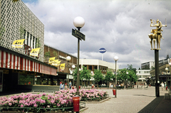 Svédország, Stockholm, a Farsta városnegyed központja, Farstaplan., 1971, Mezey András, Fortepan #219666