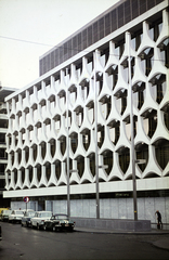 Belgium, Brüsszel, Rue de Marais / Broekstraat. Jobbra a BNP Paribas székháza., 1974, Mezey András, Fortepan #219784