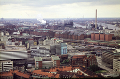 Németország, Hamburg, kilátás a Szent Mihály-templom (Hauptkirche Sankt Michaelis) tornyából a kikötőre., 1974, Mezey András, Fortepan #219790