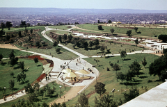 Magyarország, Gellérthegy, Budapest XI., a Citadella alatti déli lejtő, Jubileumi park., 1970, N. Kósa Judit, színes, Budapest, Fortepan #220008