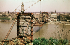 Hungary, Budapest I.,Budapest V., az épülő Erzsébet híd a Gellérthegyről nézve., 1964, N. Kósa Judit, Budapest, Fortepan #220021