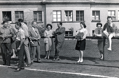 Magyarország, Budapest XII., Alsó Svábhegyi út. 4., a János Kórház sportpályája, a háttérben a mára lebontott nővérszállás., 1963, Rose család, Budapest, Fortepan #220029