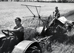 1953, Balla Zoltán, Bereth Ferenc, aratás, mezőgazdasági gép, Fortepan #220072