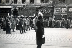 Hungary, Budapest VII., Erzsébet körút, háttérben a 35. és 33-as számú ház. Gömbös Gyula temetési menete., 1937, Ferencziné Fodor Katalin, Budapest, Fortepan #220091