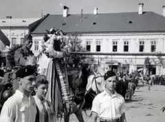 Romania,Transylvania, Gherla, Fő tér (ekkor Horthy Miklós tér, ma Piața Libertății). A felvétel 1940. szeptember 9-én, a magyar csapatok bevonulása idején készült., 1940, Kádár Attila, Fortepan #220429