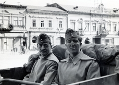 Románia,Erdély, Szászrégen, Piaţa Petru Maior (ekkor Horthy Miklós tér). A felvétel a magyar csapatok bevonulása idején készült., 1940, Kádár Attila, Szandtner Egon, terepminta, Fortepan #220434