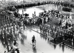 Romania,Transylvania, Târgu Mureș, Marosvásárhely Rózsák tere (Piata Trandafirilor, ekkor Széchenyi tér). A felvétel 1940. szeptember 16-án a kormányzói fogadó ünnepségen készült a magyar csapatok bevonulása idején., 1940, Kádár Attila, Fortepan #220448