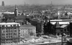 Hungary, Budapest XI.,Budapest V.,Budapest IX., kilátás a Fővám (Dimitrov) tér felé, jobbra a Központi Vásárcsarnok., 1961, Sólyi Ilona, market hall, Budapest, Fortepan #220554