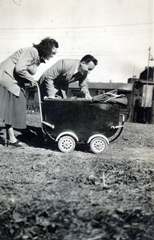 Austria, Innsbruck, 1949, Hámornik Balázs, baby carriage, rail, Fortepan #221092