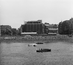 Magyarország, Budapest, Augusztus 20-i ünnepség a Dunán, szemben a Széchenyi rakpart., 1972, MHSZ, magyar gyártmány, repülőgép, motorcsónak, augusztus 20, légiparádé, vitorlázó repülőgép, C-2 Cinke, metróépítés, Fortepan #22143