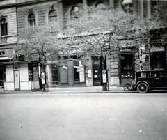 Magyarország, Budapest VI., Andrássy út 41., 1941, Jakucs János/Czeisler család, Budapest, utcakép, harisnyabolt, Fortepan #221478