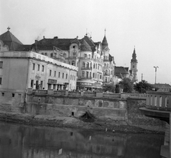 Románia,Erdély, Nagyvárad, Fekete Sas palota és szálló., 1961, Pálfi Balázs, folyó, szecesszió, palota, Komor Marcell-terv, Jakab Dezső-terv, Fortepan #22252