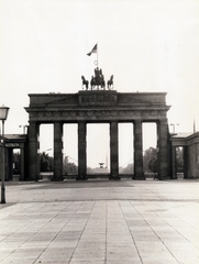 Németország, Berlin, Kelet-Berlin, Pariser Platz, Brandenburgi kapu., 1964, Almássy László, Kelet-Berlin, NDK, Berlini fal, Fortepan #223022