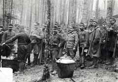 1916, Almássy László, First World War, standing in line, meal, cooking pot, Fortepan #223178