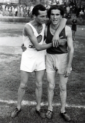 Hungary, balra Garay Sándor középtávfutó., 1946, Fortepan/Album064, man, strong, sportsperson, Fortepan #223269