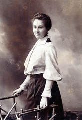 1900, Tauber-Rozman család, dress, chair, portrait, woman, blouse, furniture, Fortepan #224322