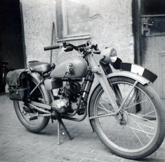 1940, Kovács Györgyi, motorkerékpár, Fortepan #224462