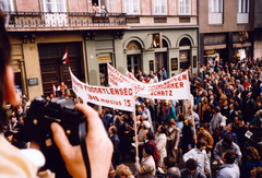 Magyarország, Budapest V., Apáczai Csere János utca, március 15-i ünnepség és politikai demonstráció résztvevői., 1989, Hegedűs Tibor dr, Budapest, tömeg, demonstrációs tábla, Fortepan #224723