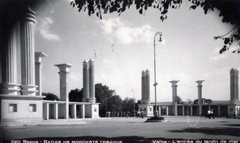 Bulgária, Várna, a Morszka gradina park bejárata a Szlivnyica sugárút felől., 1958, Dr. Iván Zoltán, oszlop, francia felirat, cirill írás, Fortepan #224834