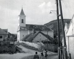 Hungary, Balatonfüred, Arács, Nagyboldogasszony-templom., 1955, Vincent Till Baumgartner, church, farmhouse, Fortepan #225161