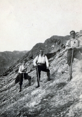 Franciaország, Savoyai-Alpok, útközben a legmagasabb, a 2977m magas Grand Pic de Belledonne nevű csúcshoz, 1926, dr. Szántó Imre, hegymászás, Fortepan #226032