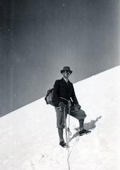 Ausztria, Magas-Tauern hegység,Venediger-csoport, útközben a Großvenediger hegycsúcs felé., 1936, dr. Szántó Imre, hó, hegymászás, motoros szemüveg, hátizsák, portré, Fortepan #226035