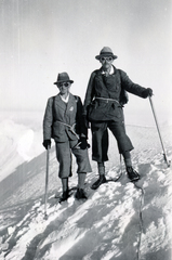 Ausztria, Magas-Tauern hegység,Venediger-csoport, útközben a Großvenediger hegycsúcs felé., 1936, dr. Szántó Imre, Best of, túrabot, túrabakancs, hegymászás, motoros szemüveg, portré, Fortepan #226036