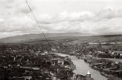 Grúzia, Tbiliszi, középpontban a Kura folyó, előtérben a Sion-székesegyház tornyai látszanak., 1935, dr. Szántó Géza, madártávlat, Fortepan #226078