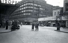 Németország, Hamburg, Dammtorstrasse, balra a Grosse Theaterstrasse sarkán a Hamburgische Staatsoper, szemben a Deutschlandhaus, jobbra a Drehbahn., 1936, Szántó Ildikó, Fortepan #226173