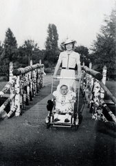 1938, Csókay Ágnes, lady, baby carriage, wooden bridge, Fortepan #226180