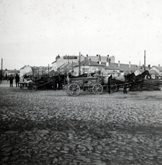 Magyarország, Debrecen, Vásártér a Segner (Bethlen Gábor) térnél, háttérben a Hatvan utca - Szepességi utca sarkán álló ház látható., 1938, Fóris Gábor / Vastagh Miklós hagyatéka, Fortepan #226449