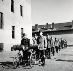 1936, Fóris Gábor / Vastagh Miklós hagyatéka, tableau, bicycle, cycling corps, Fortepan #226483