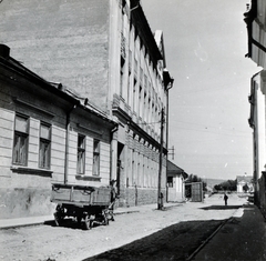 Románia,Erdély, Máramarossziget, Strada Plevnei, balra a Máramarosszigeti Piarista Gimnázium., 1937, Fóris Gábor / Vastagh Miklós hagyatéka, Fortepan #226514