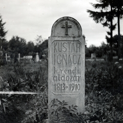 Románia,Erdély, Máramarossziget, Kustár Ignác piarista tanár sírja a katolikus temetőben., 1937, Fóris Gábor / Vastagh Miklós hagyatéka, temető, Fortepan #226515