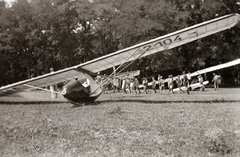 Rubik R-07b Vöcsök vitorlázó repülőgép., 1942, Fortepan/Album002, sport, közlekedés, magyar gyártmány, repülőgép, életkép, cserkész, repülőtér, vitorlázó repülőgép, Rubik Ernő-terv, Rubik R-07b Vöcsök, Fortepan #22658