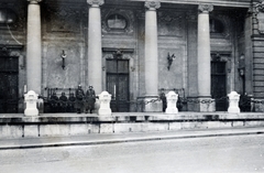 Magyarország, budai Vár, Budapest I., Királyi Palota (később Budavári Palota), Hunyadi udvar, a főőrségi épülete., 1933, Alföldy Mari, Budapest, Fortepan #226617