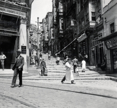 Törökország, Isztambul, Karaköy városrész, Yüksek Kaldırım Caddesi., 1934, Alföldy Mari, Fortepan #226654