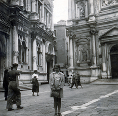 Olaszország, Velence, Campo San Rocco, jobbra a Szent Rókus-templom (Chiesa di San Rocco)., 1937, Fortepan/Album076, Fortepan #227081