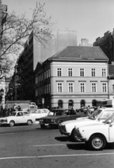 Hungary, Budapest V., Vörösmarty tér, középen jobbra a Harmincad utca., 1978, Középületépítő Vállalat - Kreszán Albert - Koczka András - Kemecsei József, Budapest, Fortepan #227195